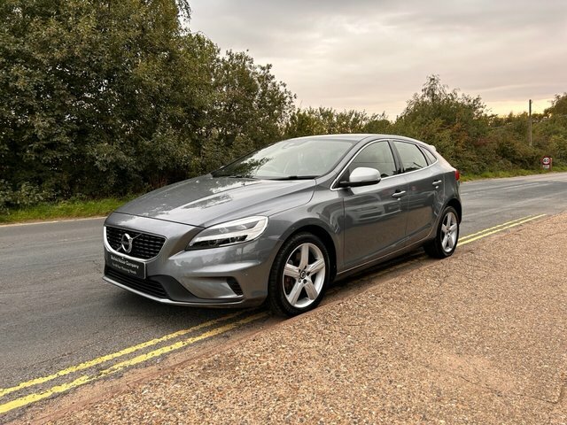 Volvo V40 2.0 D3 R-design Nav Plus Hatchback Manu Grey