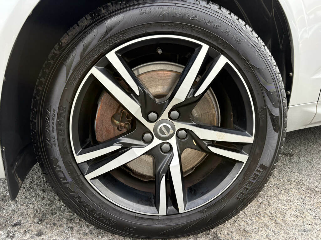 Volvo XC60 2.0 B5p 250 R Design Awd Geartronic KN21LYR Silver #2