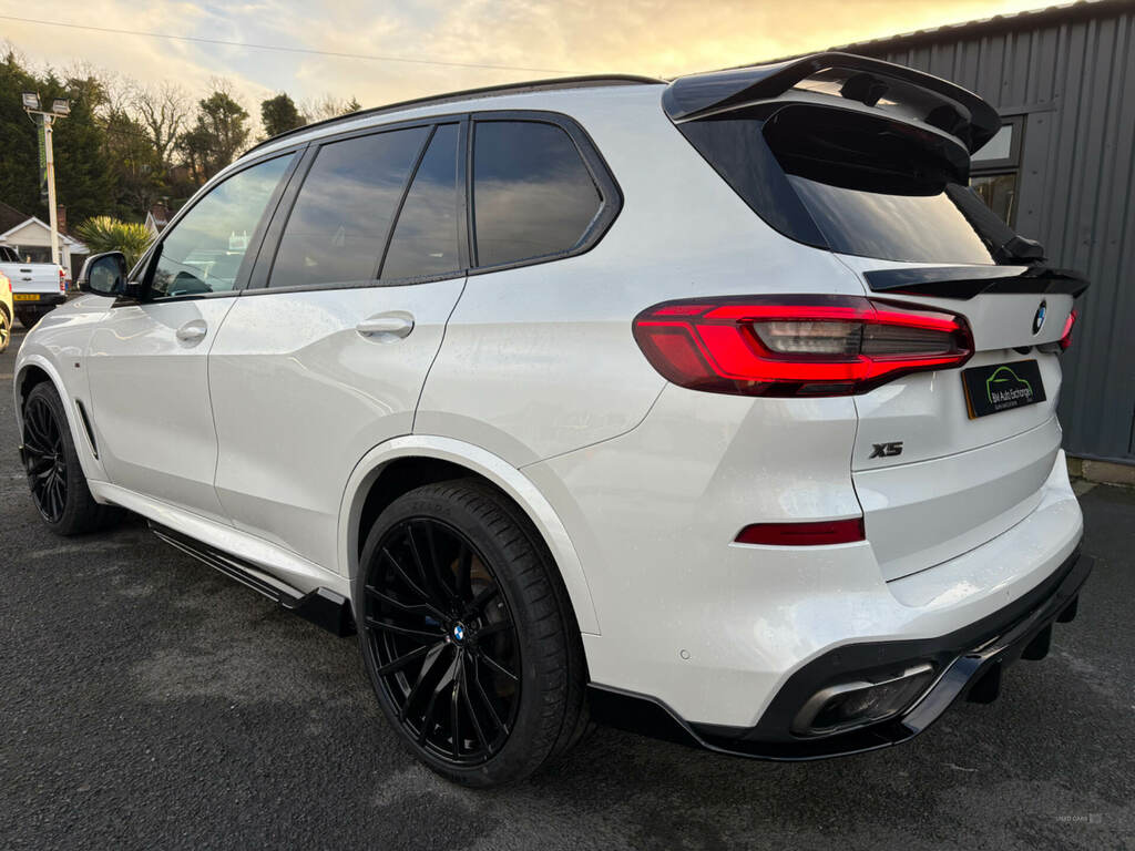 BMW X5 Xdrive M50d NH19CVF White #5