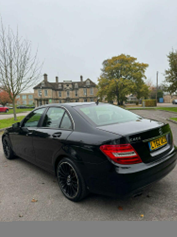 Mercedes-Benz C Class Saloon 2.1 C200 Cdi Blueefficiency Executive Se 2 LT62ACO Black #6