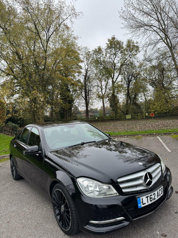 Mercedes-Benz C Class Saloon 2.1 C200 Cdi Blueefficiency Executive Se 2 LT62ACO Black #2