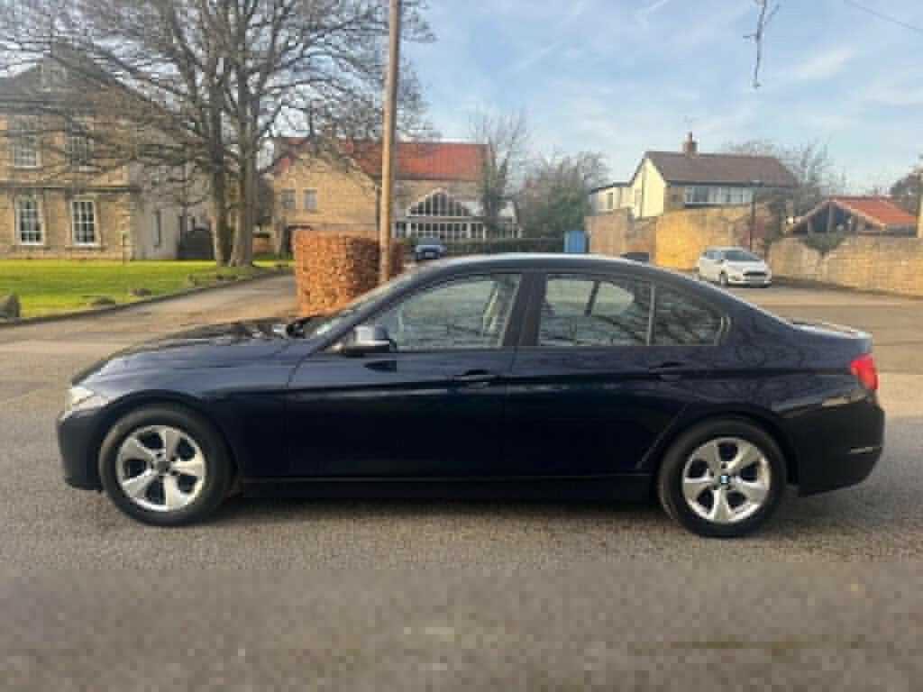 BMW 3 Series Saloon 2.0 320D Efficient Dynamics 2012 YC12FCD Blue #6