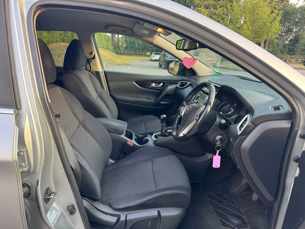 Nissan Qashqai Suv 1.5 Dci Acenta 2014 MW14OUL Silver #6
