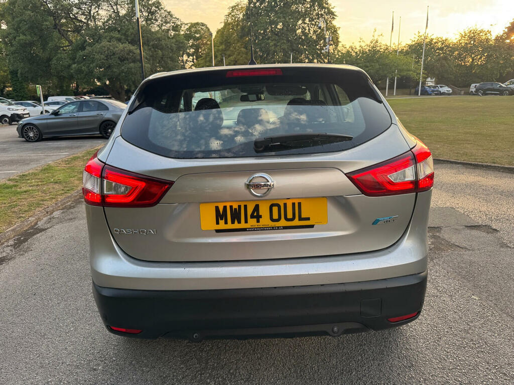 Nissan Qashqai Suv 1.5 Dci Acenta 2014 MW14OUL Silver #3