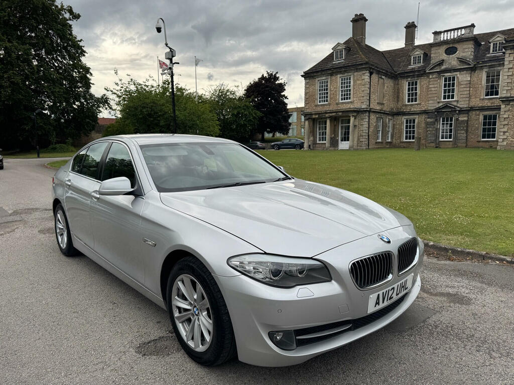 BMW 5 Series Saloon 2.0 520D Se Saloon 2012 AV12UHL Silver #2