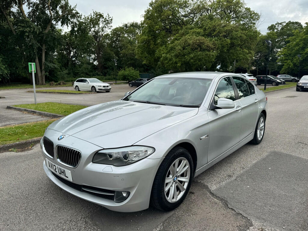 BMW 5 Series Saloon 2.0 520D Se Saloon 2012 AV12UHL Silver #3