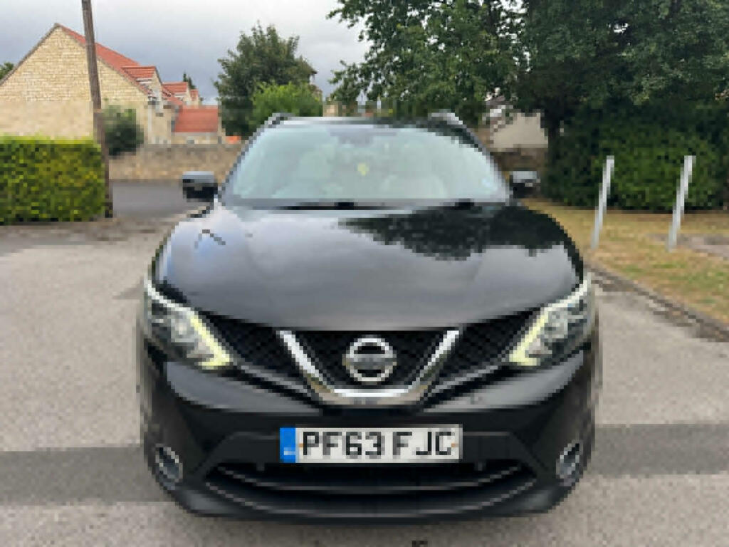 Nissan Qashqai Suv 1.6 Dci Premier Limited Edition 2014 PF63FJC Black #2