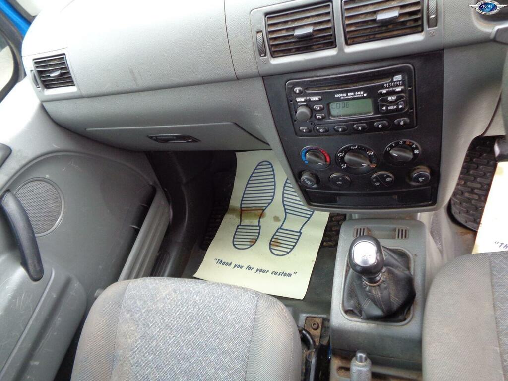 Ford Transit Connect 1.8L L White #8