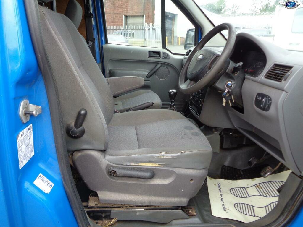 Ford Transit Connect 1.8L L White #13