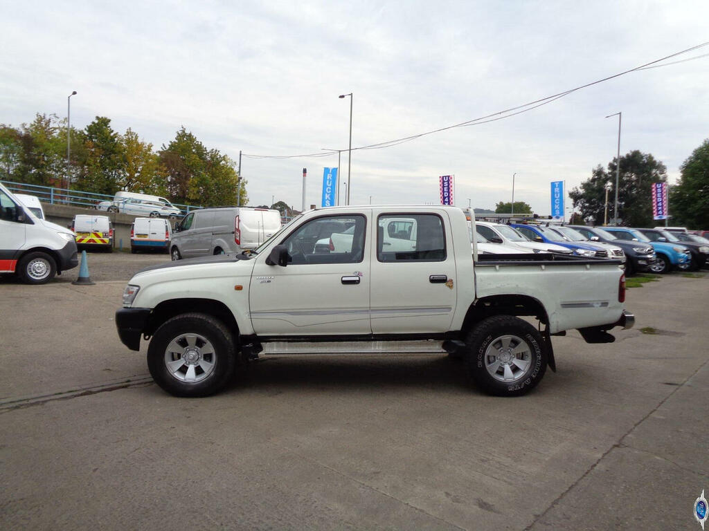 Toyota HILUX 2.5 250 Ex Green #4