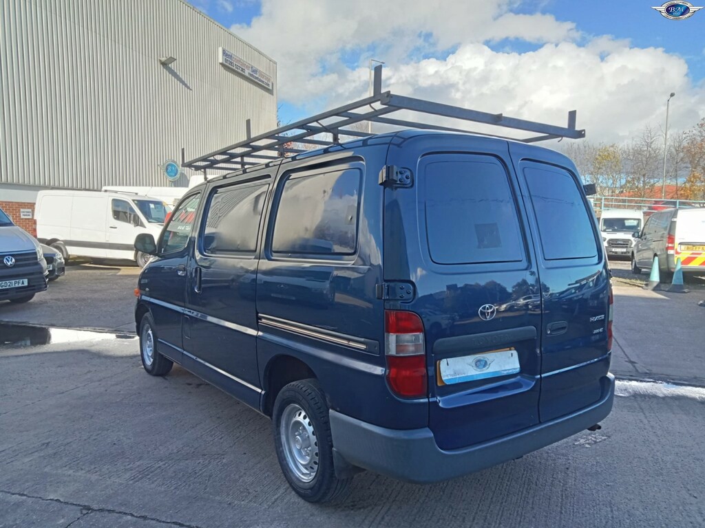 Toyota HiAce Panel Van 2.5 D-4d 280 200656  #5