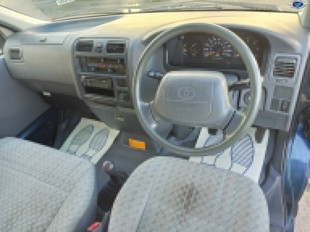 Toyota HiAce Panel Van 2.5 D-4d 280 200656  #2