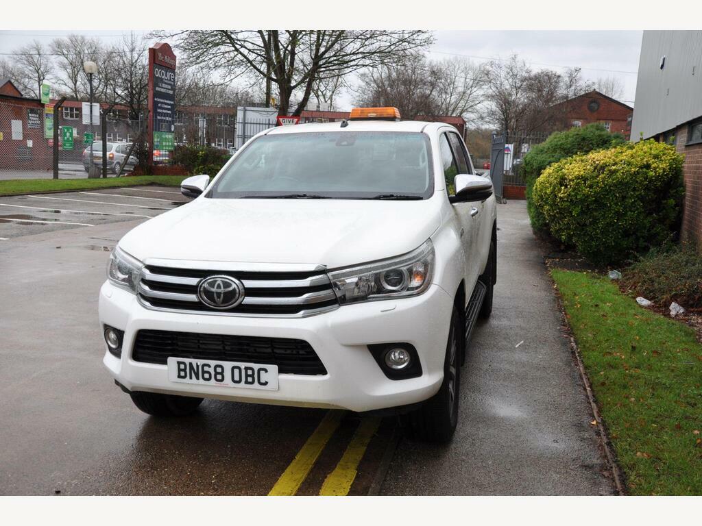 Toyota HILUX 2.4 D-4d Invincible 4Wd Euro 6 S S White #6