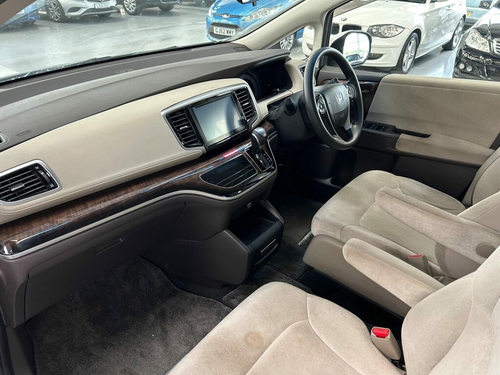 Honda Odyssey 2.4 7 Seat Luxury #5