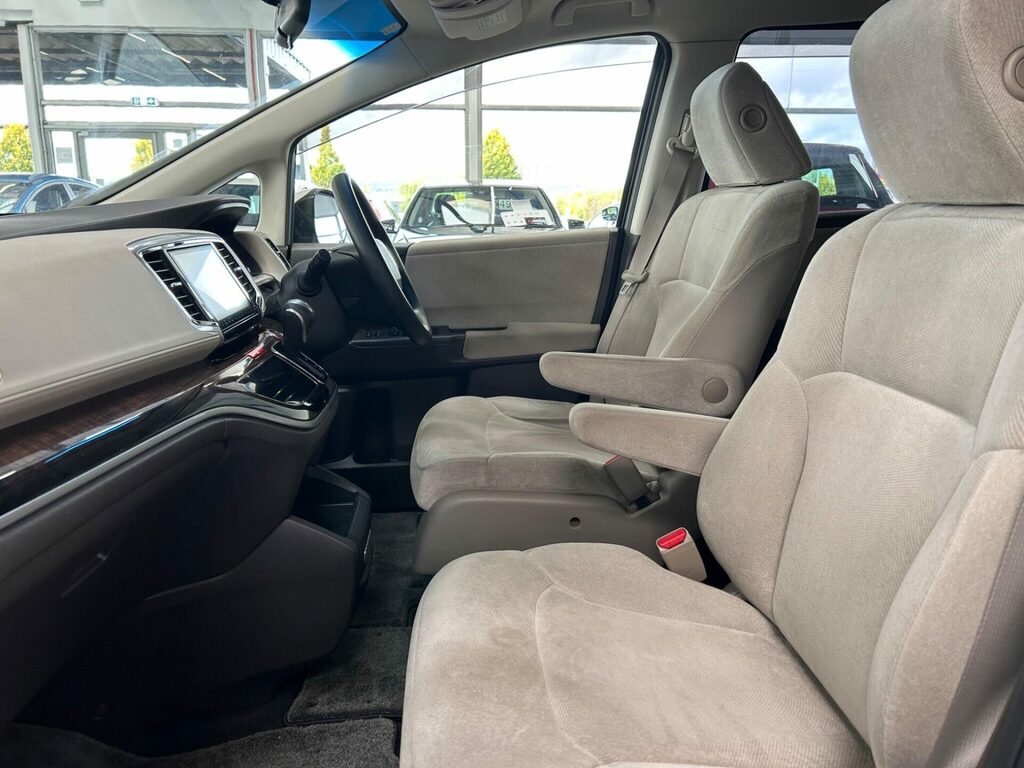 Honda Odyssey 2.4 7 Seat Luxury #14
