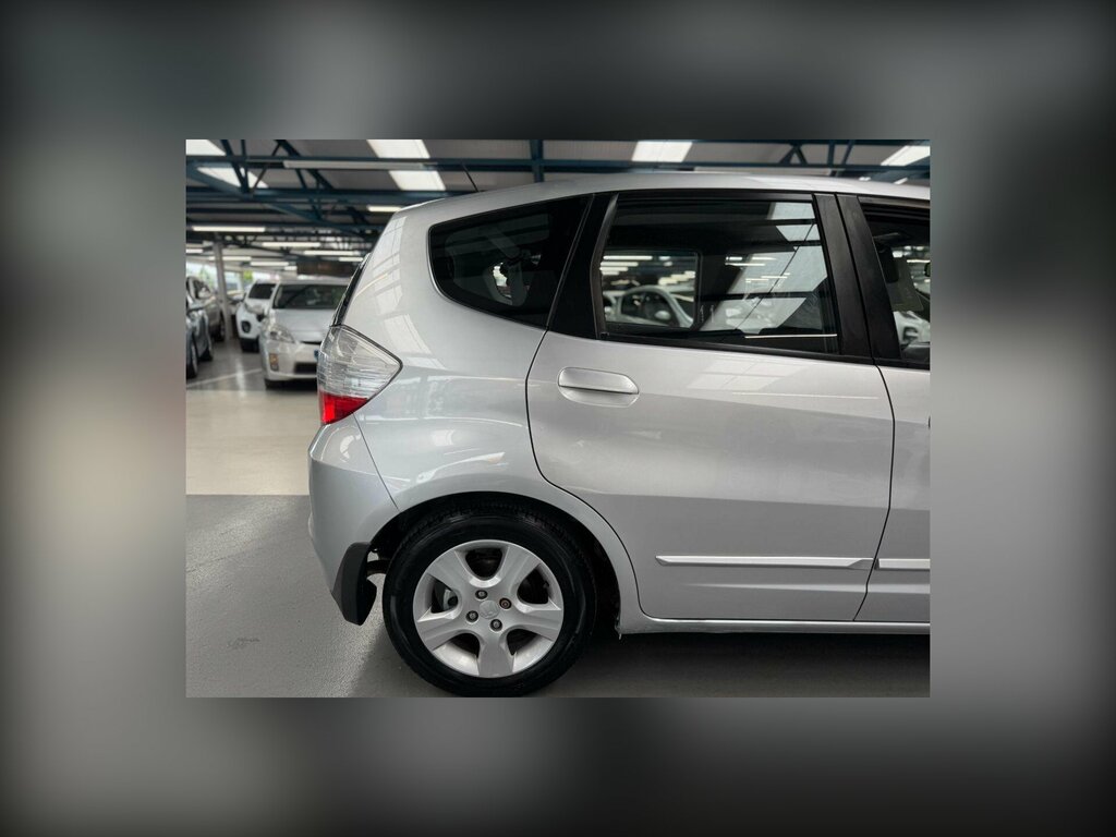Honda Jazz 1.4 I-vtec Es Hatchback I Shift Euro 4 FV58DGE Silver #4