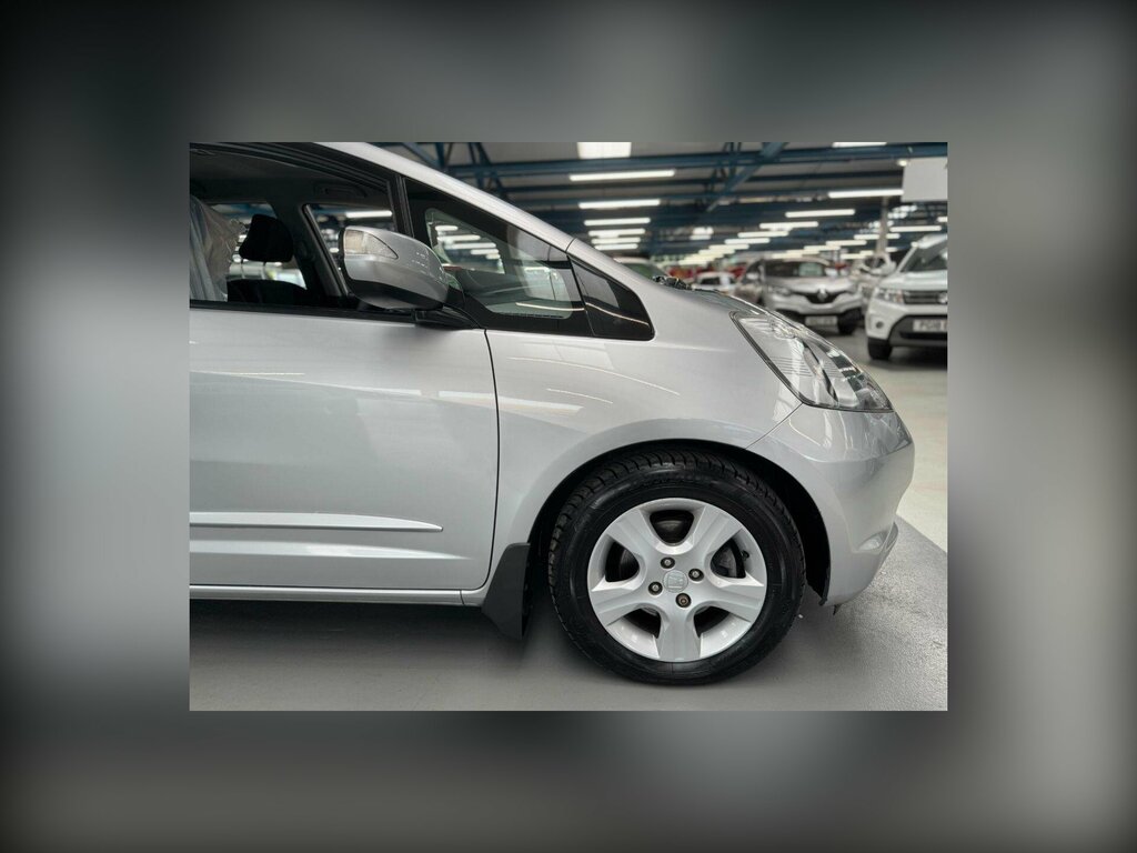 Honda Jazz 1.4 I-vtec Es Hatchback I Shift Euro 4 FV58DGE Silver #5