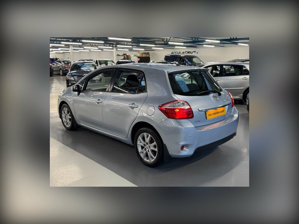 Toyota Auris 1.33 Dual Vvt-i Tr Hatchback Eur Blue