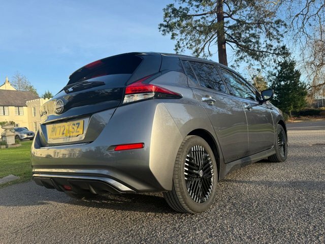 Nissan Leaf 39Kwh Tekna Hatchback 150 Ps RV72TSZ Grey #5