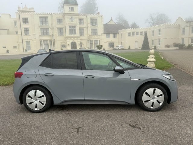 Volkswagen ID.3 Pro Performance 58Kwh Business Hatchback Elect LB70XHO Grey #4