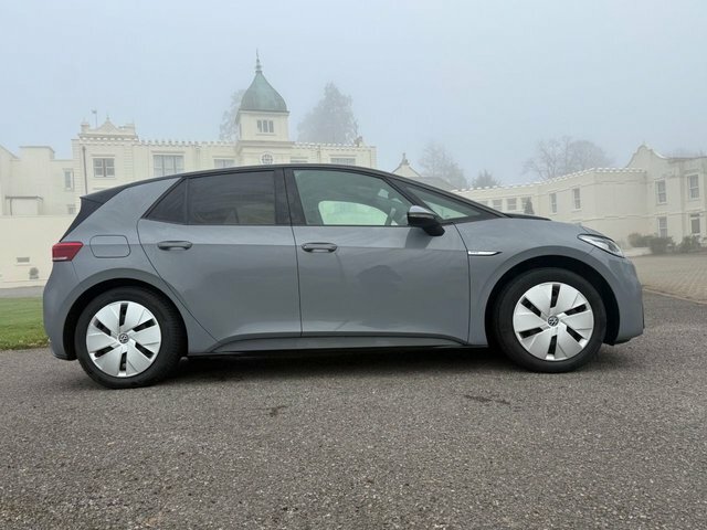 Volkswagen ID.3 Pro Performance 58Kwh Business Hatchback Elect LB70XHO Grey #3