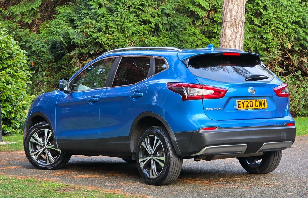 Nissan Qashqai+2 Hatchback Blue #30