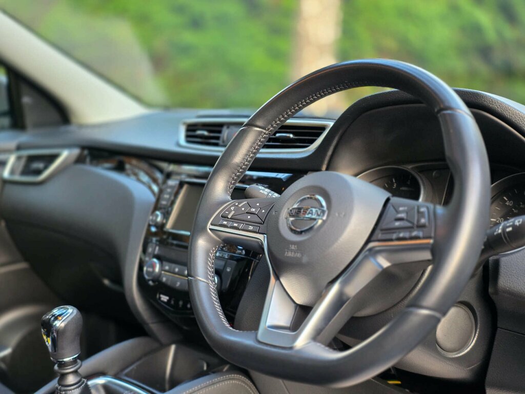 Nissan Qashqai+2 Hatchback Blue #13