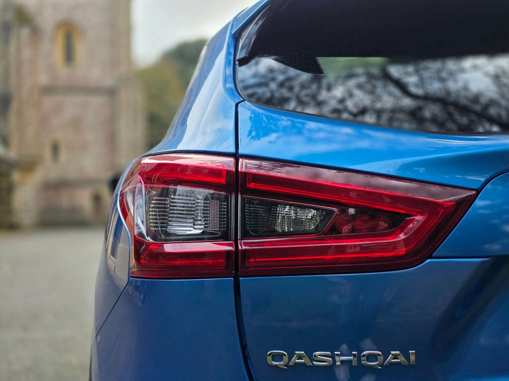 Nissan Qashqai+2 Hatchback Blue #43