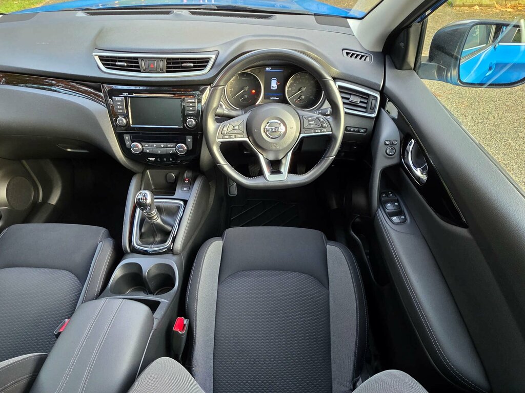 Nissan Qashqai+2 Hatchback Blue #10