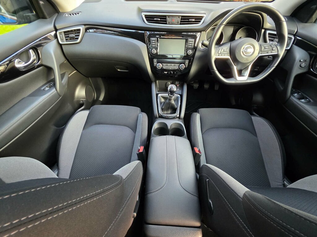 Nissan Qashqai+2 Hatchback Blue #28