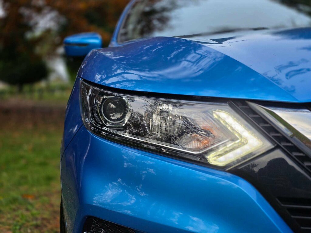 Nissan Qashqai+2 Hatchback Blue #31