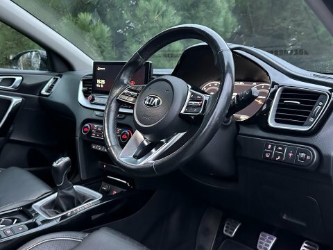 Kia Xceed 2021 71 1.5 WF71RKO Black #5