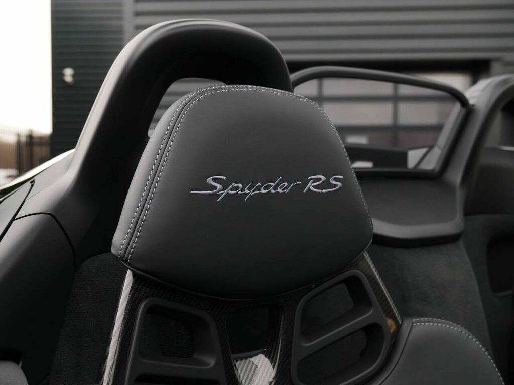 Porsche 718 2.5 L S S-a  #32