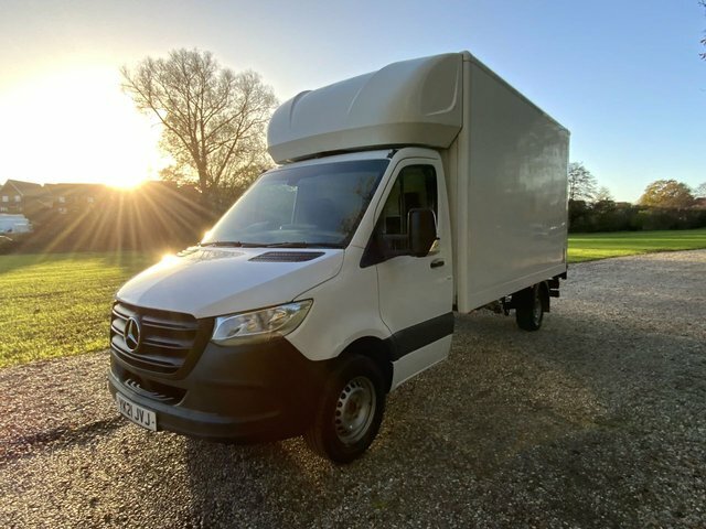 Mercedes-Benz Sprinter 314 Cdi Progressive Luton YK21JVJ White #6