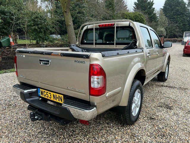 Isuzu Rodeo Denver Td 4X4 Dcb Gold #24