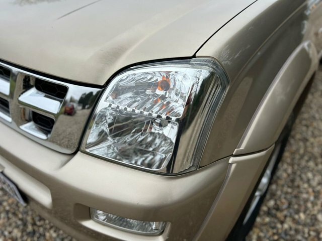 Isuzu Rodeo Denver Td 4X4 Dcb Gold #44