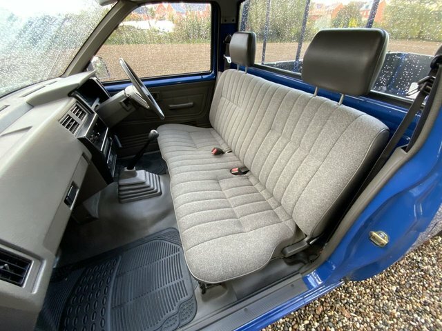 Nissan Pickup J525LDF Blue #5