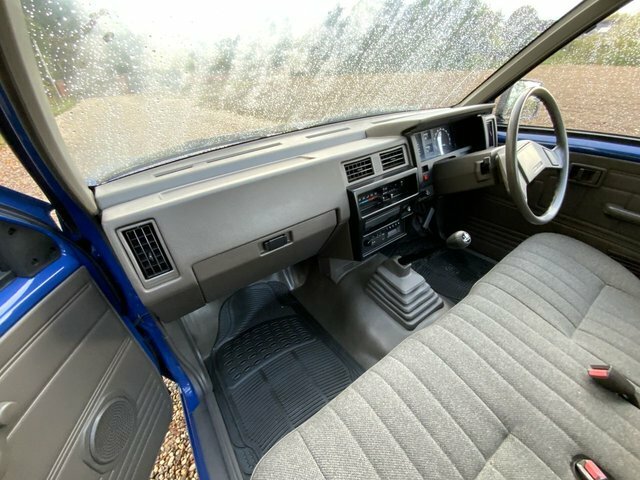 Nissan Pickup J525LDF Blue #4
