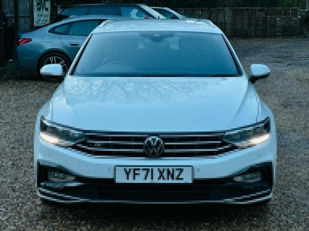 Volkswagen Passat Estate 1.5 Tsi Evo R-line Dsg Euro 6 Ss 20 YF71XNZ White #3