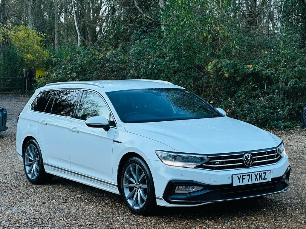 Volkswagen Passat Estate 1.5 Tsi Evo R-line Dsg Euro 6 Ss 20 YF71XNZ White #2