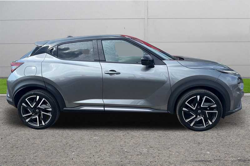 Nissan Juke 1.0 Dig-t 114 Tekna ME25FJN Black #3