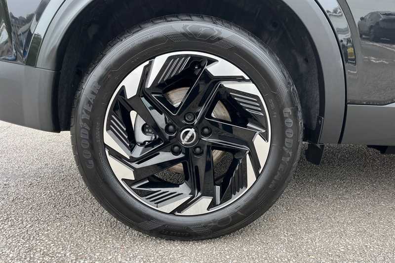 Nissan Qashqai 1.5 E-power Acenta Premium Black #6