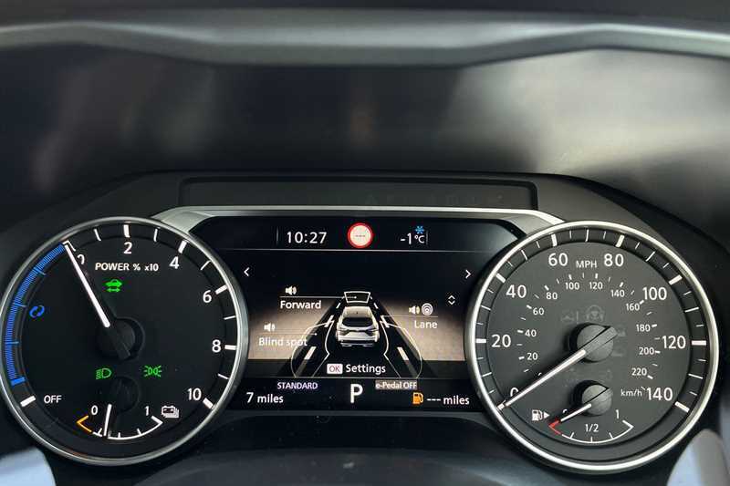 Nissan Qashqai 1.5 E-power Acenta Premium MJ75UGM Blue #3