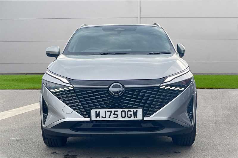 Nissan Qashqai 1.3 Dig-t Mh Tekna MJ75OGW Silver #5