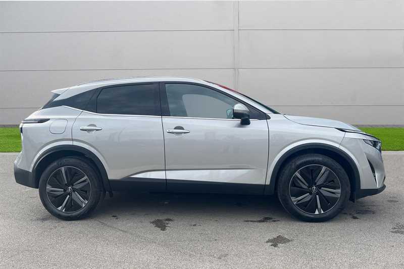Nissan Qashqai 1.3 Dig-t Mh Tekna MJ75OGW Silver #3