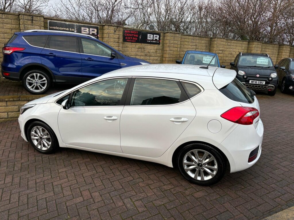 Kia Ceed 1.6 Crdi 2 Euro 6 Ss RV16BJJ White #5
