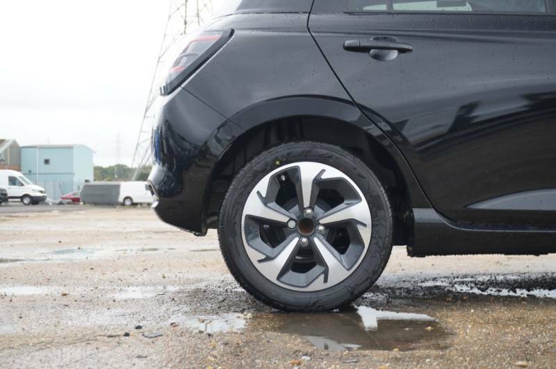 Suzuki Swift 1.2 Hybrid Ultra - 2025 75 Black #5