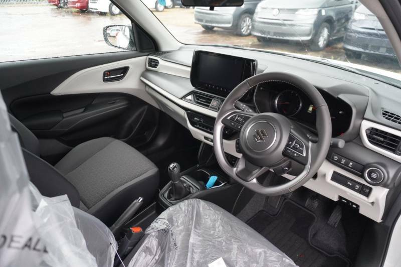Suzuki Swift 1.2 Hybrid Ultra - 2025 75 Black #6