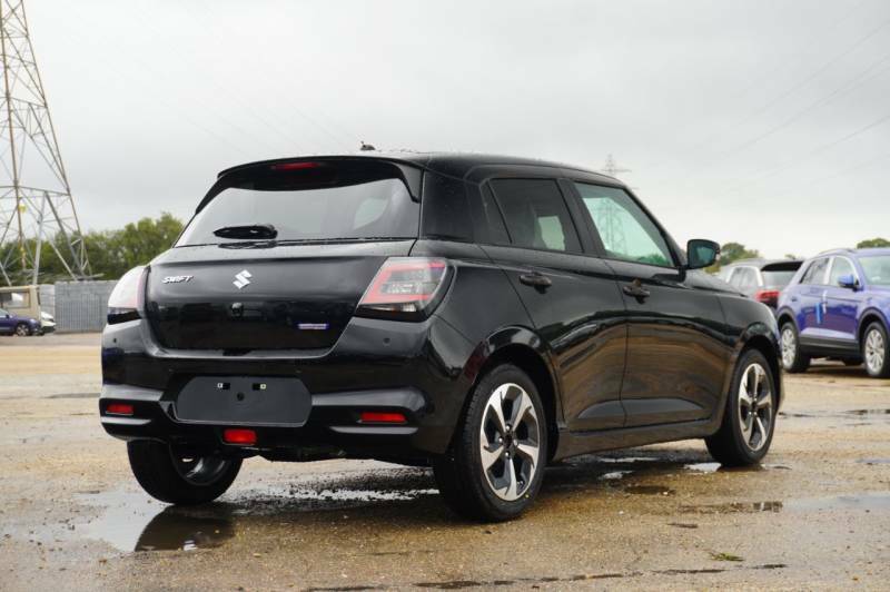Suzuki Swift 1.2 Hybrid Ultra - 2025 75 Black #4
