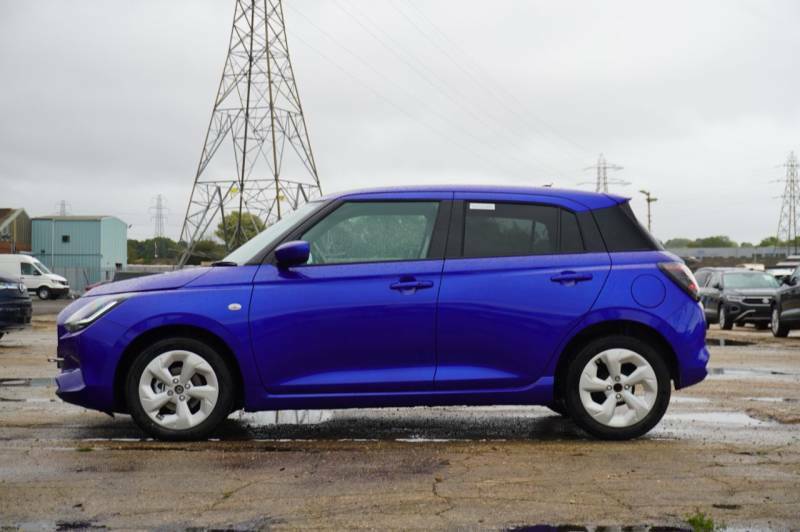 Suzuki Swift 1.2 Hybrid Motion Cvt - 2025 75 Blue #4